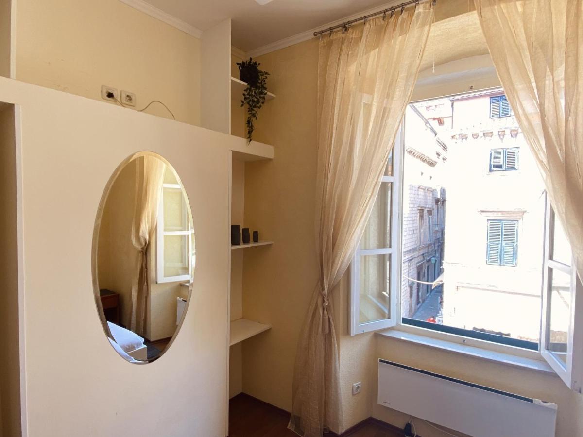 Apartment Tomasovic Old Town دوبروفينك المظهر الخارجي الصورة